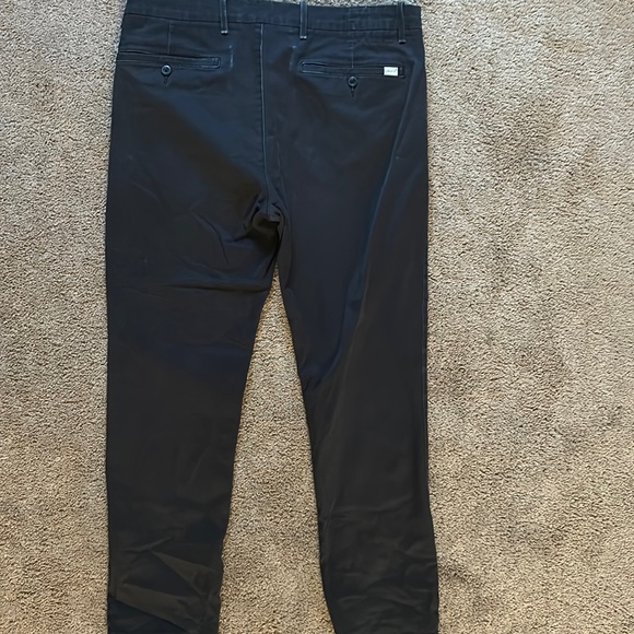 Men’s Levi Chino Pants - Picture 2 of 4